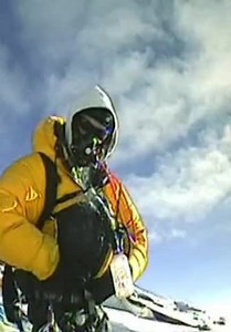 Everest: Beyond the Limit S02:E05 - Long Way Down