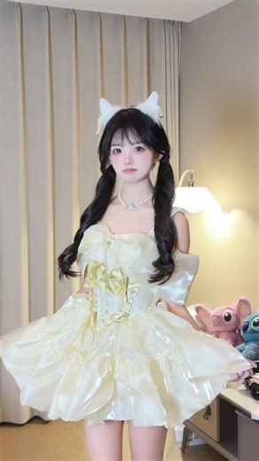 接力摇舞蹈挑战：简单易学的热门舞蹈