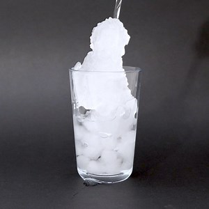 1.4M views · 13K shares | The Science Of Instant Ice ❄️❄️❄️ | Nifty Science | Facebook