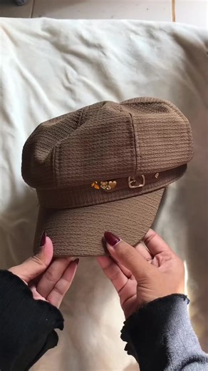 Stylish Beret Hat Outfit Ideas for Fashion Enthusiasts