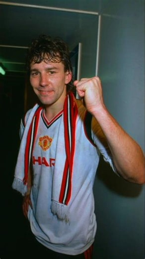BRYAN ROBSON 🇬🇧 – GOAL VS LIVERPOOL (1985)