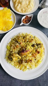 Sunday Biryani!There was a time when weekend lunch was synonymous with homemade Biryani. Slowly it gave away to some other menu and gradually it became hotel menu 😬How about you? I’ll make it easier… is it home menu or hotel menu 😉, let me know!Anyways, here we have homemade Chicken Biryani with raita, pappad, pickle and some pineapple slices for a sweet note and a Sulaimani.https://mariasmenu.com/kerala-recipes/chicken-biryani | Marias Menu