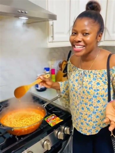 Today I’m making noodles and chicken for JARVIS #food