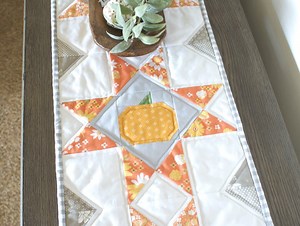 Pumpkin Table Runner Pattern, Fall Quilt Topper, Small Mini, PDF Download, Halloween Farmhouse Decor - Etsy