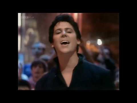 Shakin' Stevens - Green Door - 1981 (full clip) HQ sound