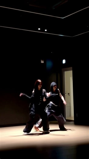 BADVILLAIN 배드빌런 | you’re my lullaby🖤 #엠마 #EMMA #빈 #VIN #배드빌런 #BADVILLAIN | Instagram