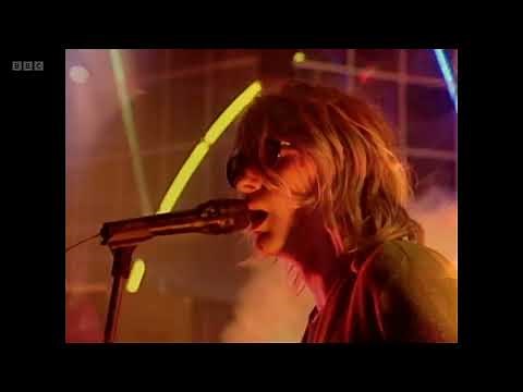 Nirvana - Smells Like Teen Spirit (Top of the Pops 1991) (HD)