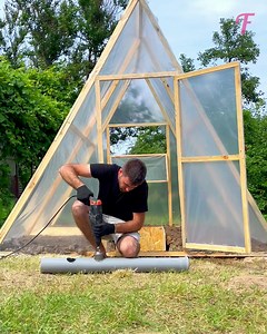 A convenient DIY greenhouse for veggies and greenery | Tips & Tricks