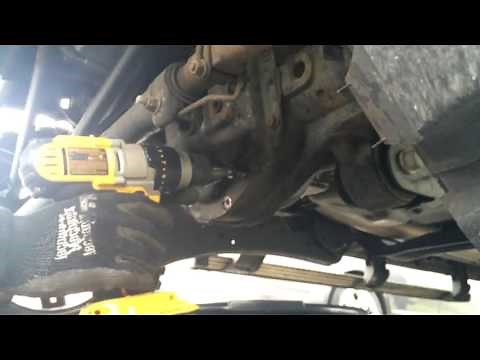 How to remove Stuck Differential Cover