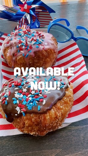 🎆 Celebrate freedom the sweet way! Our 4th of July donuts are decked out in red, white & blue with star-spangled sprinkles 🇺🇸 Available in vanilla, strawberry, and chocolate frosting — all week long! Grab a dozen and bring the party to your taste buds! 🍩⭐ SPECIAL: Friday, July 4th through Saturday, July 5th, enjoy $4 off a dozen of this Star-Spangled Trio! #4thOfJulyDonuts #RedWhiteAndBlueBites #IndependenceDayTreats #StarSpangledSweets #DonutCelebration #FourthOfJulyVibes #FireworkFlavors #