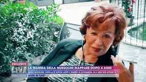 Le immagini di Maria Scicolone, anziana, commuovono il pubblico. Mussolini rassicura: "E' stanca e fragile, ma sta bene"
