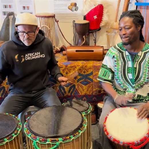 It's Funky Friday 🤩 🪘 Seth is playing a 12" Vegan Series Djembe "Nova"👇 https://www.africandrumming.com.au/product/vegan-series-12″-djembe-nova/ 🪘Simon is playing a Ghana Dunun Set "Silk"👇 https://www.africandrumming.com.au/product/ghana-dunun-set-silk/ #africandrumming #djembe #handdrum #carving #drumming #duns | African Drumming