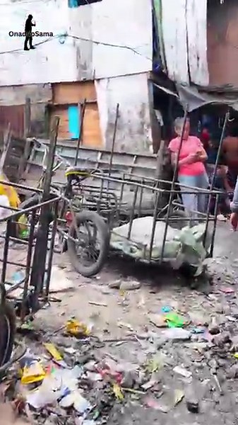 Real Life in the Slums of Manila City!