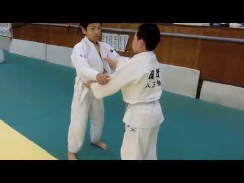 Le niveau 12ans judoka Japonais