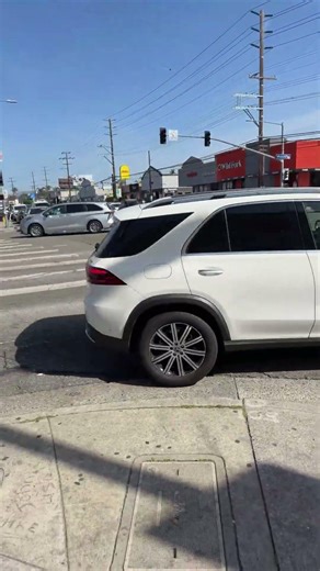 Car stuck homeless broke need donos