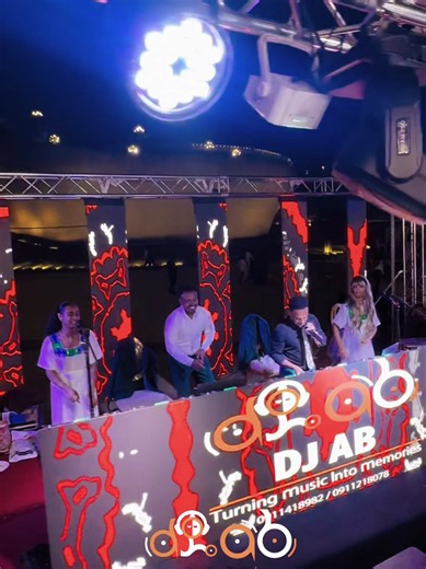 ኦሮጉራ ናቲ እና ዮርዲ @Graceful_events3 @Temuphotography @Yona wedding and event decor @Linda Gere DJ AB Exclusively For Your Wedding አድራሻ - ቦሌ መድኃኔዓለም ከቦሌ ት/ቤት ቀጥሎ ብሌን ህንፃ 1ኛ ፎቅ። 0911418982/0911218078/0911412660 #wedding #ሠርግ #dj_ab_decor #ethiopian_tik_tok #ethiopianweddings Facebook: https://www.facebook.com/djabdecor https://www.facebook.com/djabethiopia Instagram: https://www.instagram.com/djabethiopia https://www.instagram.com/djabdecor Tiktok: https://www.tiktok.com/@djabdecor Youtube: https://w
