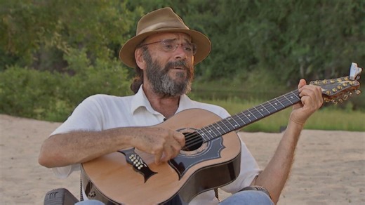 Apaixonado pelo bioma desde pequeno, Almir Sater resolveu ficar pelo Pantanal depois da primeira novela