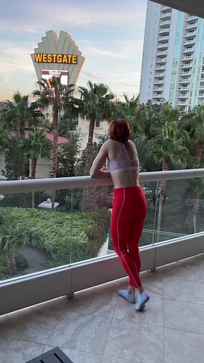 31K views · 313 reactions | Picking up girls is so easy! | Leon & Lainey | Facebook