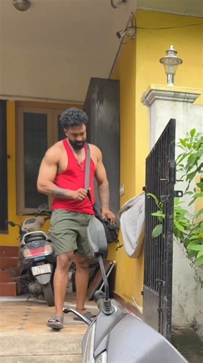 Naresh kumar | Comment 🔗 Link Follow @nareshfitness The regular exercise with our hand exerciser for fingers improves finger and hand strength,... | Instagram