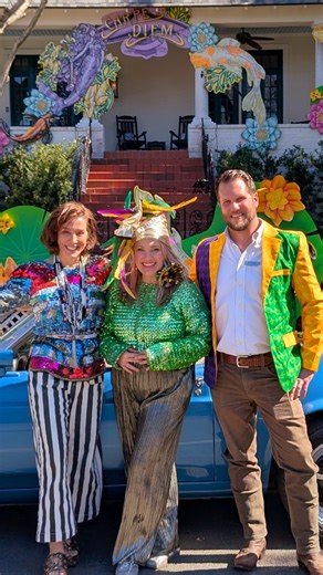 Elisa Cool on Instagram: "Friday morning, but make it New Orleans. 💙 A bright blue ’70 Mustang. St. Charles Avenue. A rolling tour of House Floats. The kind you don’t miss— even at 25 miles an hour, even in the middle of Carnival. This is Part One of a new series created by Cool Murphy Real Estate, with ✨ Stronghold Studios - @strongholdstudiosnola 🚗 Timeless Transportation - @timelesstransportation Ride along. More coming. 🎷🚘🙌🏼 From @coolmurphynola #housefloats #housetour #homegoals #howi
