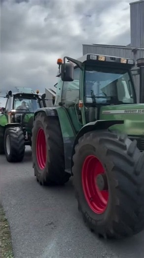 HARVEST FESTIVAL PARADE: Traditional Farm Tractor Parade! 🚜🌻 #viral #farming #agriculture #farm
