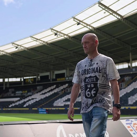 5.5K views · 24 reactions | DWP Work Coach Lyza identified the barriers that prevented Scott from moving forward in to work. Thanks to support from Lyza and the Tigers Pathway Programme, he's now regained his confidence and belief in himself. | Department for Work and Pensions - DWP | Facebook