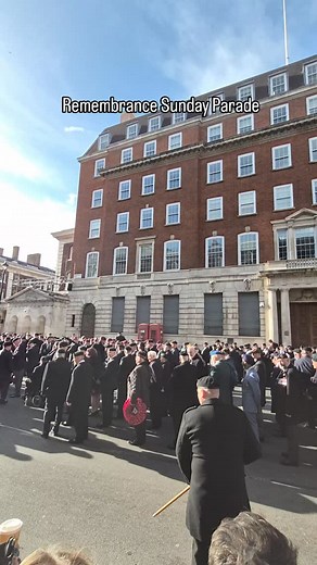 1.1K views · 644 reactions | Remembrance Sunday Parade. ❤️ . . . . . . . #RemembranceDay #Remembrance #RemembranceSunday #LestWeForget #Westminster #London #BigBen #TrafalgarSquare #Hero #Heroes #LondonBeautifulLife #GlobalBeautifulLife | LondonBeautifullife | Facebook