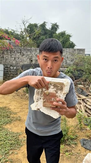 Epic Troll Prank That Makes Everyone Burst Out Laughing 😂