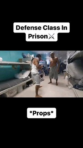 467K views · 4.2K reactions | Prisoner teaches self defense class from cell. 勞 #selfdefense #martialarts #kravmaga #wingchun #selfdefenseforwomen #kungfu #karate #bjj #jiujitsu #kickboxing #brazilianjiujitsu #jeetkunedo #judo #selfdefence #selfdefensetraining #grappling #taekwondo #selfdefensekeychain #mma #wushu #blackbelt #groundboxing #jkd #wingchunkungfu #combatives | Prison BARS | Facebook