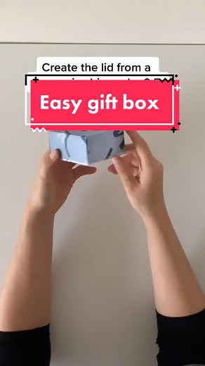 Perfect for small christmas gifts ❤️ #papercraftideas #papercrafty #papergiftbox #diypaperbox #smallbizsupporter