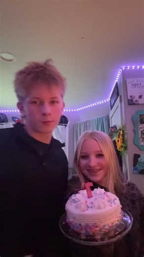 Happy one year to my girl, I’ve loved everyday with you and I wouldn’t ask to be doing this with anyone else❤️ @shortblonde07 #gf #oneyear #viral #fyp #foryoupage