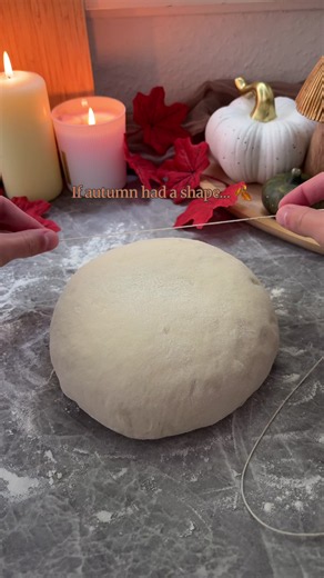 Kürbis-Brot Rezept: Pumpkin-shaped Bread – einfaches Herbstbrot