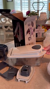 This chopper turned into one of my favorite kitchen helpers! It’s quick, easy to clean, and makes veggie prep feel like less of a chore. 🥕💚 👉Shop Best selling food chopper at Walmart - https://walmrt.us/3Dv0VF2 👉Shop All kitchen tools & gadgets at Walmart - https://walmrt.us/4mqmnfH Walmart makes it *so* easy—just shop from the Walmart app, choose your store, and pick a curbside pickup time that works for you… or have it delivered right to your door with free Two‑Day shipping on tons of item