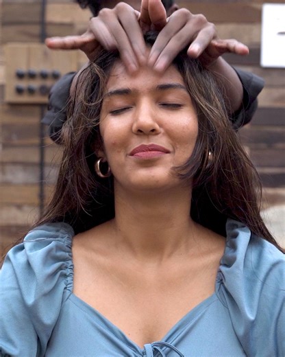 364K views · 4.2K reactions | Sleep Inducing Scalp Rub Head Massage ASMR Indian Massage #scalpmassage #crunchyasmr #PainReliefMassage #HealingTechniques #asmrvideo #shouldermassage #chairmassage #hotoilmassage #asmrrelax #neckcracking #longhair #MassageTherapy #relaxing #Oddly #headache #oddlysatisfying | Legends of Indian Massage | Facebook