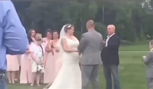 Groom surprises his bride by inviting the recipient of their son's (who passed away) donated heart to be the 6th groomsmanI can't imagine hearing your son's heart beat in the chest of another person on your wedding day