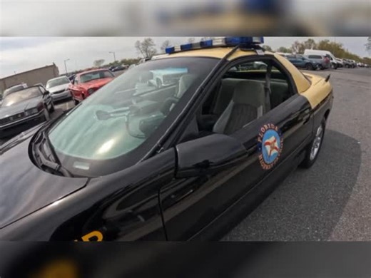 🇺🇸FHPTROOPERMEDIA 🇺🇸 on Instagram: "2002 Former Florida Highway Patrol Chevrolet B4C Camaro Unit 1286 Credit: McQueen Classics"