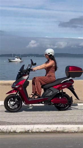 Scooter elétrica Stake! Liberdade em apenas um produto. (21) 98254-9545