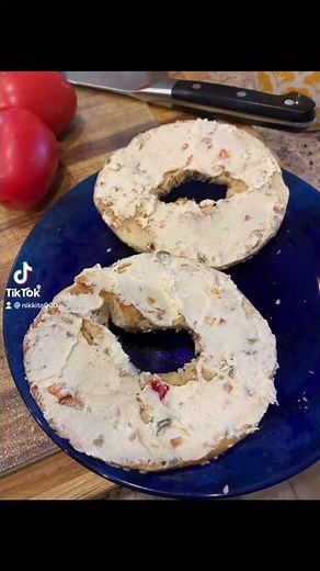 Bagel Veggie Sandwich