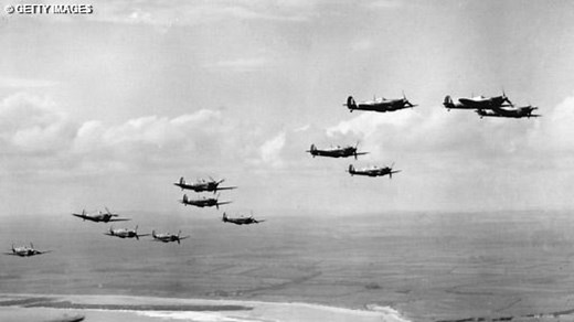BBC Archive 1940: WW2 Air Battle off Dover