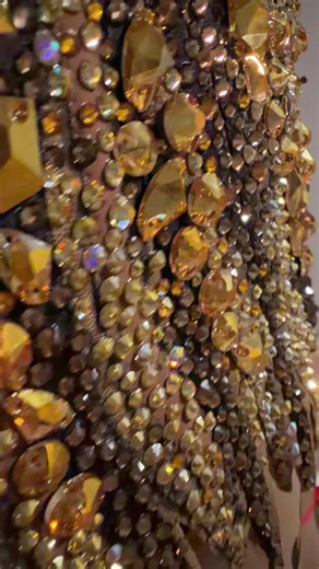 Elegant performance leotard with sparkling rhinestones that shine beautifully under stage lights. Perfect for rhythmic gymnastics, dance, and competitions. 📩 Message for size, price, and more photos.