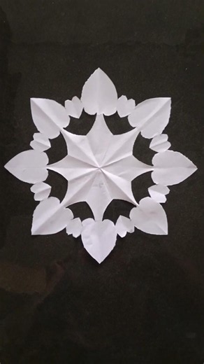 Easy and beautiful paper snowflake craft using simple paper cutting ✂️❄️