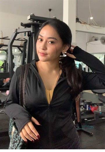 How to Keep Your Hair Fresh After the Gym