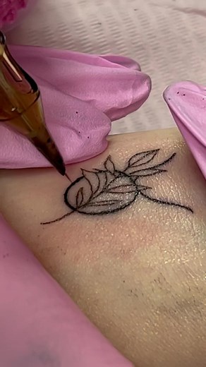 Hanna ✷ your tattoo bae ✷ on TikTok