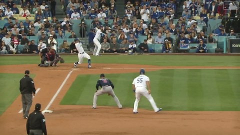 Chris Taylor returns to Dodgers