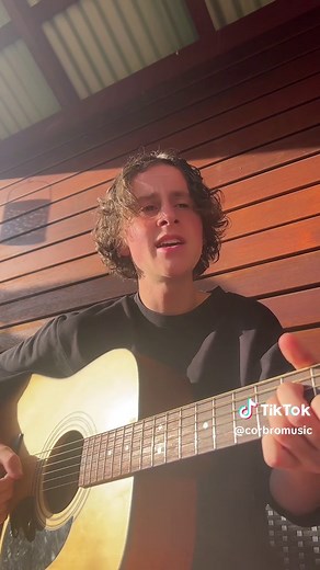 Acoustic Cover of Stitches by Shawn Mendes