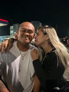 Inamoy amoy ang nag iisang Asian pakboi | Idol MOTO