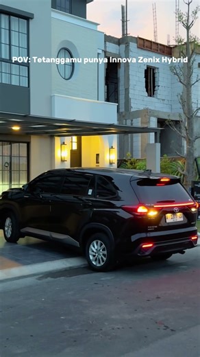 Dikira diculik alien ternyata suara innova zenix😂 #innovazenixhybrid #innovazenix #toyota #trending