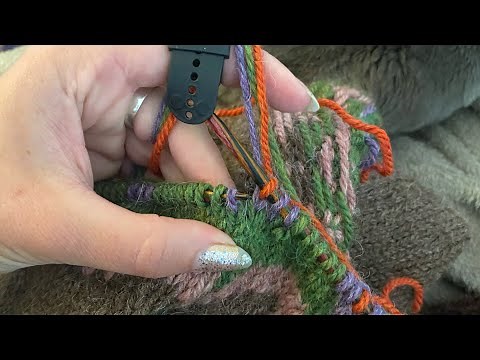 Stricken mit 3 Farben | Fadenhaltung mit Strickring bei Colorwork