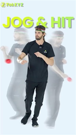 React faster while jogging #boxingtraining #reflexball #speed