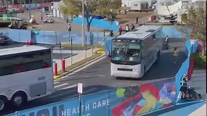 The Chiefs buses arrive at Raymond James Stadium for Super Bowl 55. | KCTV5 News Kansas City